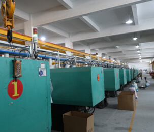 ميزة المصنع